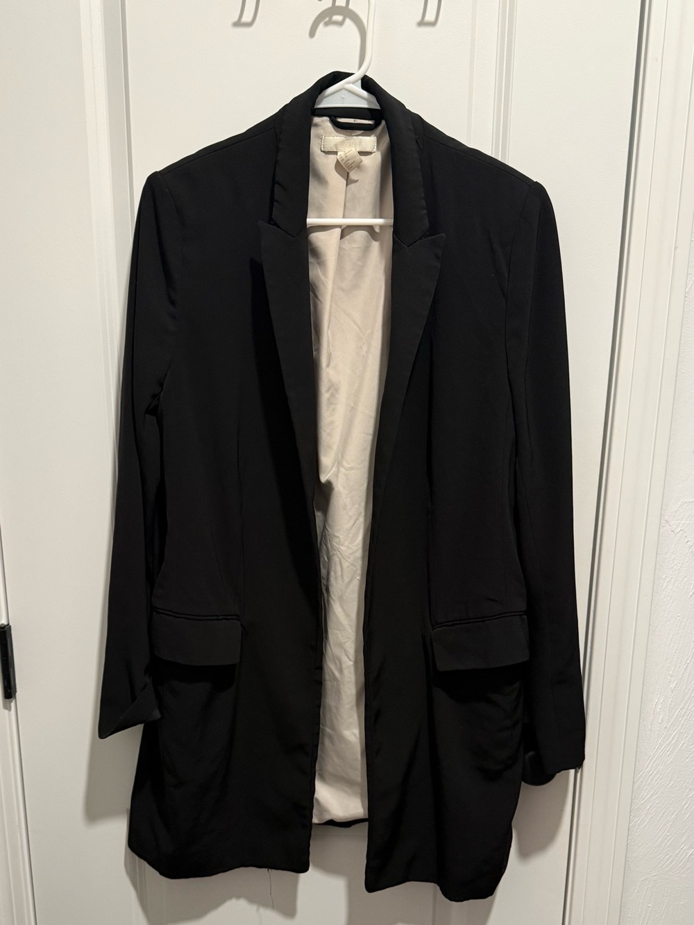 H&M - Size 12 Black Longline Open Blazer